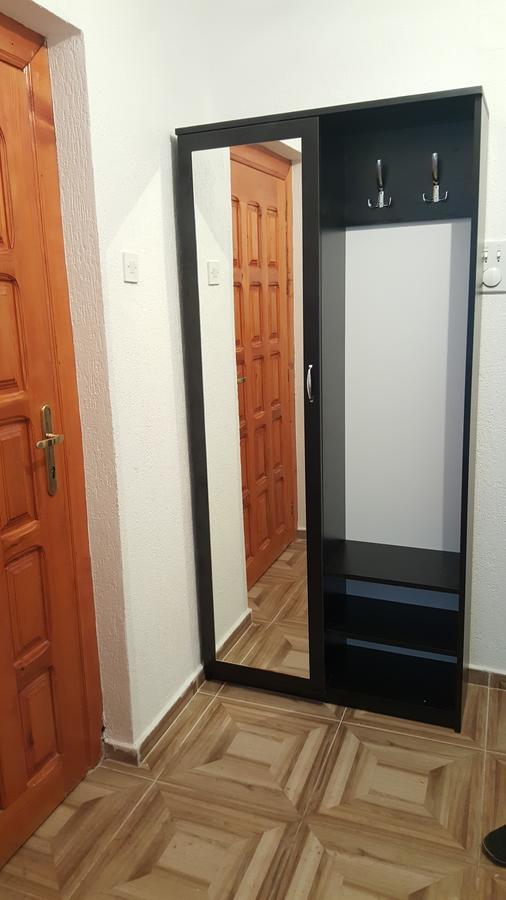 Apartman Kosuta 2 ティエンティシュテ エクステリア 写真